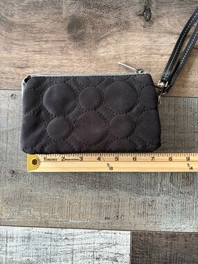 Thirty-One Quilted Black Wristlet Wallet Organizer Zip Clutch